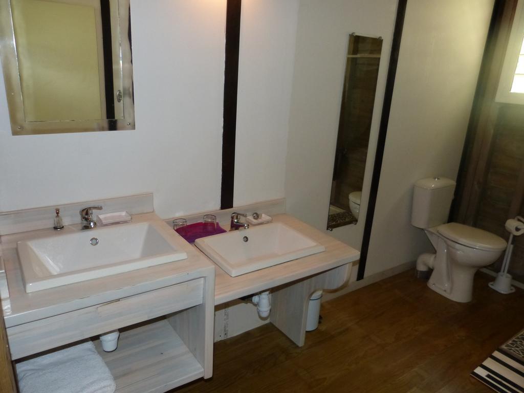 Le Bougainvillier Blanc Hotel Pointe-Noire Kültér fotó